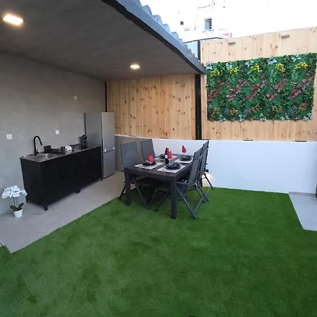 Canteras Centro Triplex Terraza Holiday home *